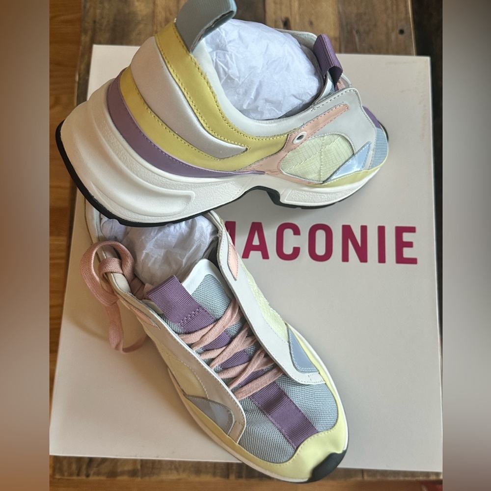 NIB Kat Maconie Sneakers sz 40 fits like 8.5/9